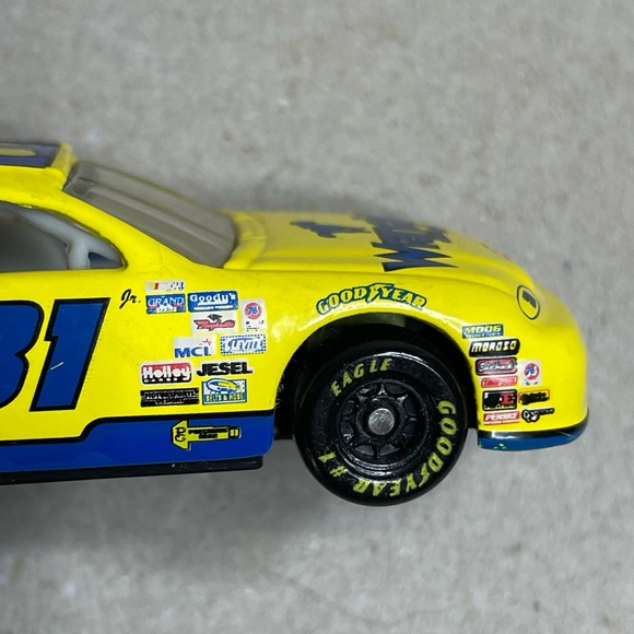 Dale Earnhardt Jr. #31 Wrangler Car Monte Carlo 1:64 Hasbro Race Car 1999 Vin - Picture 6 of 11